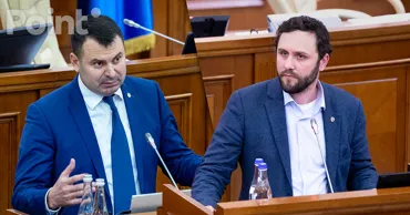Costiuc, către un deputat PAS: Peste trei ani veți vinde plăcinte în Franța