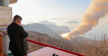 Северная Корея испытала двигатель для способных долететь до США ракет