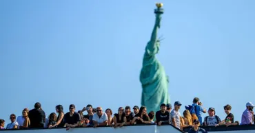 Поток иностранных туристов в США снизился на 5,5% в 2025 году