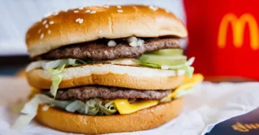 McDonald's введет в меню «самый большой бургер в истории»