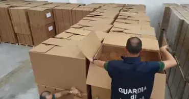 Fabrică ilegală de țigări, destructurată în Italia. Un moldovean a fost reținut