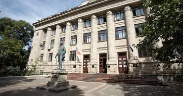 Biblioteca Națională omagiază opera lui Vasilache și Beșleagă printr-o expoziție