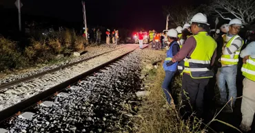 Cel puțin 13 persoane au murit în urma deraierii unui tren în Mexic