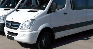 Cinci autovehicule donate Ungheniului și unei asociații din Căușeni, scutite de taxe