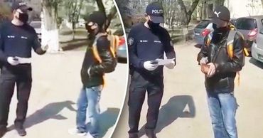 Из дома разрешается выходить только одному члену семьи, не более чем на 30 минут.