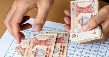 Более 433 млн леев направят местным властям на выплату зарплат