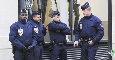 Макрон ждет от правительства предложений по улучшению имиджа полиции.