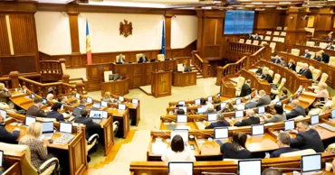 Парламентское большинство отклонило все предложения оппозиции о слушаниях министров