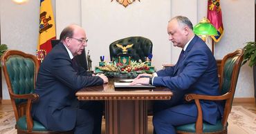 Глава государства примет участие в неформальном саммите СНГ в Санкт-Петербурге.