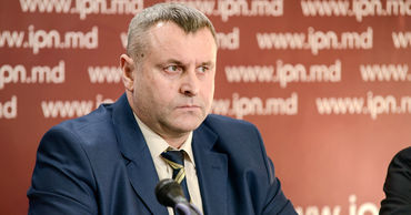 Эксперт в области безопасности, конференциар, доктор Аурелиан Лаврик.