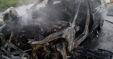 Incendiu matinal la Tiraspol: Un BMW a fost distrus în totalitate de flăcări