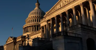 Демократы США требуют сохранить документы об экспорте российского дизеля