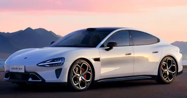 За первую неделю Xiaomi поставила 5 000 обновлённых электромобилей SU7