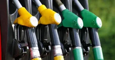 Rusia confirmă că poartă negocieri pentru importul de carburanți