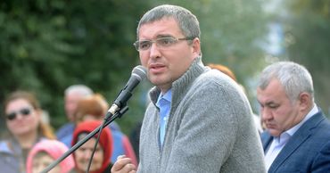 Лидер "Нашей партии" Ренато Усатый набирает более 65% голосов.