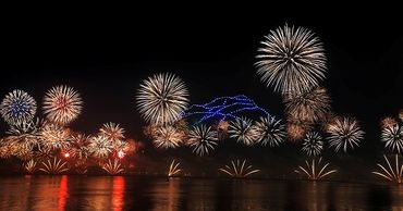 Новогодний фейерверк в городе Рас-эль-Хайма (ОАЭ) побил два мировых рекорда Гиннесса.