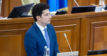 Мариан: Чтобы снизить дефицит, надо расширить налогооблагаемую базу, собирать больше