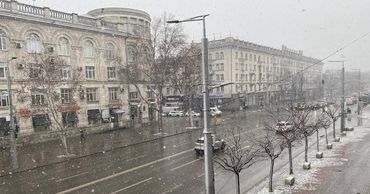 Метеорологи объявили оранжевый уровень опасности из-за неустойчивой погоды до четверга, 28 января.