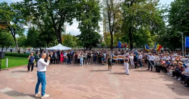 У парламента прошел протест против повышения тарифов на газ