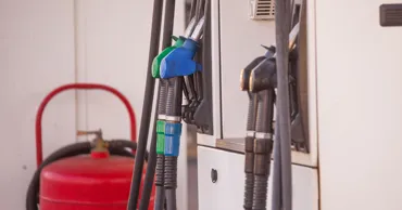 Operatorii care vor păstra stocurile de criză de combustibil trebuie să fie autorizați de Guvern