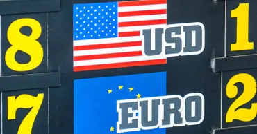 Curs valutar 8 septembrie 2026: Cât valorează un euro și un dolar