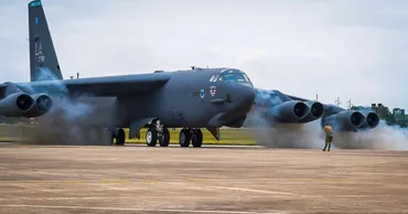 США перебросили в Европу бомбардировщики B-52H