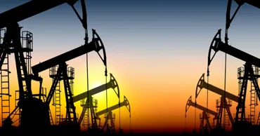 Цены на нефть взлетели выше $100 из-за отсутствия прогресса в переговорах США и Ирана