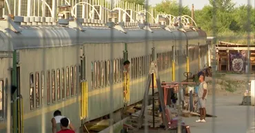 Трудовые мигранты из Бангладеш и Непала живут в вагонах на предприятии в Кишинёве