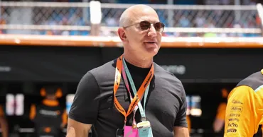 Основатель Amazon купил долю в «Ливерпуле»