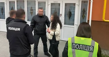 Жительницу Украины задержали за трансфер в Молдову и нарколабораторию