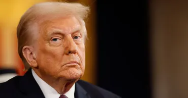 Senatul SUA a aprobat o rezoluție care limitează puterile militare ale lui Trump în privința Iranului
