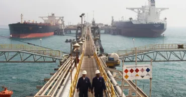 Ирак предложил существенные скидки на нефть с условием транзита через Ормуз