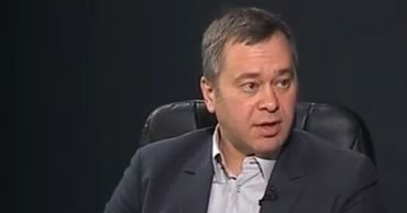 Журналист Артур Ефремов.