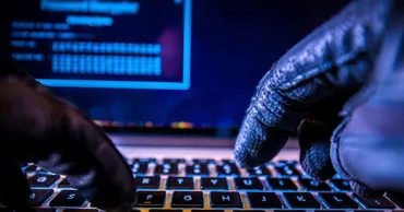 Госуслуги продолжают работать с перебоями после кибератак