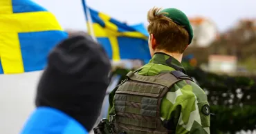 Швеция отрабатывает массовые военные похороны в рамках учений