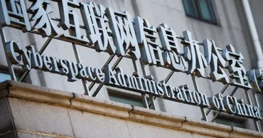 В Китае предложили маркировать контент со сгенерированными людьми