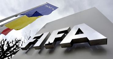 Футболи��тов попросили отказаться от части зарплаты.