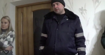На жильцов, пожаловавшихся на похоронную музыку, написали жалобу в полицию.