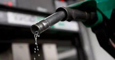 Autoritățile continuă procedura de eșantionare a benzinei și motorinei