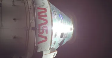Миссия "Артемида-2": Экипаж NASA приблизился к самой опасной фазе полета