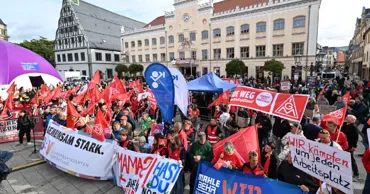 В Германии 180 тысяч работников вышли на протесты из-за угрозы увольнений в автопроме
