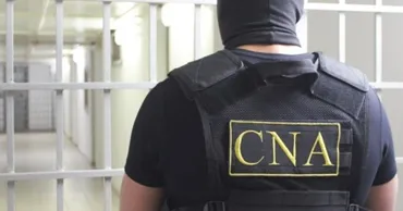В деле о вымогательстве 400 тысяч долларов освобождены двое полицейских