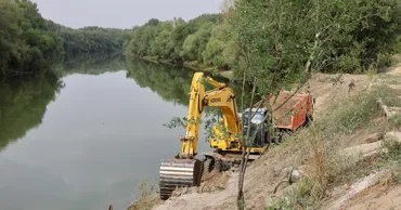 Peste 68 de milioane de lei, investiți în curățarea râurilor din Moldova
