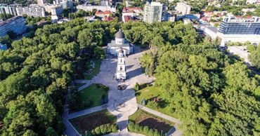 Мунсовет принял проект "Кишинев - зеленый город".