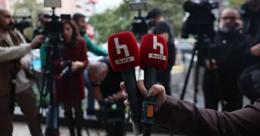 В Турции остановили вещание оппозиционного Halk TV