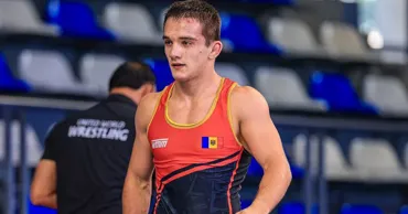 Борец Александр Гайдарлы завоевал серебро на чемпионате Европы