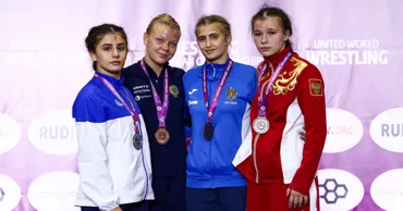 Мэдэлина Присэкарь стала бронзовым призёром чемпионата Европы по борьбе