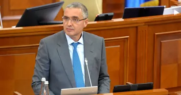 Оппозиция требует остановить принятие Кодекса парламента