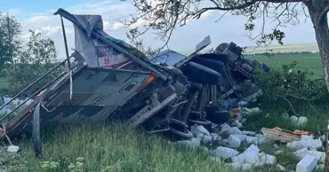 В Тараклийском районе перевернулся грузовик: погибли двое граждан Румынии