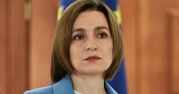 Майя Санду лишила гражданства Молдовы трех человек